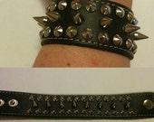 Leather Spiked bracelet~cuff,gothic,gothic jewlery,silver,100% leather,snaps