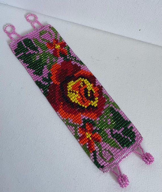 Handmade floral colorful beaded bracelet