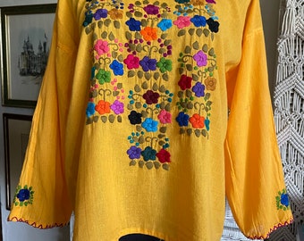 Floral embroidery Mexican blouse