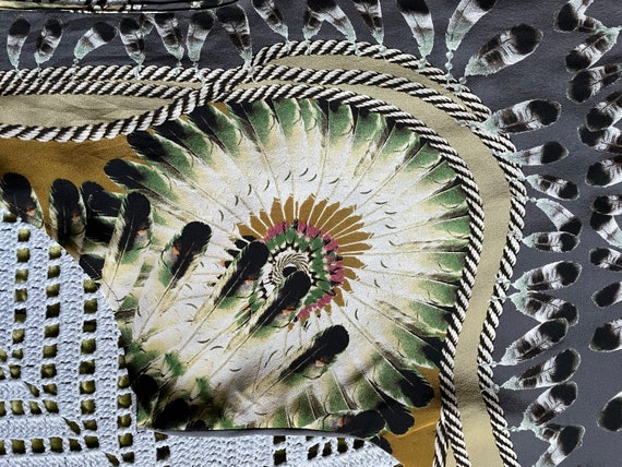 Feathers pattern silk top - image 6