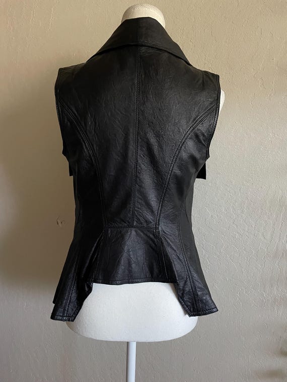 Leather vest - image 4