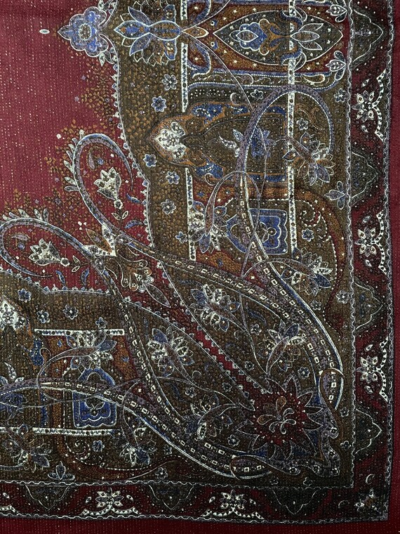 Thin wool scarf - image 6