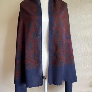 Châle fin en laine image 6