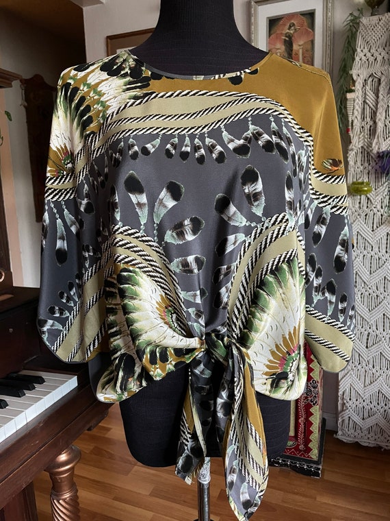 Feathers pattern silk top - image 3