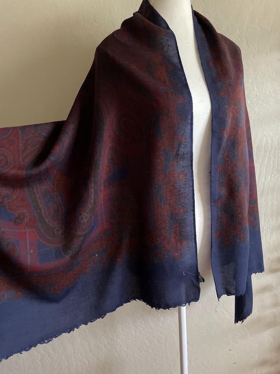 Thin wool wrap - image 3