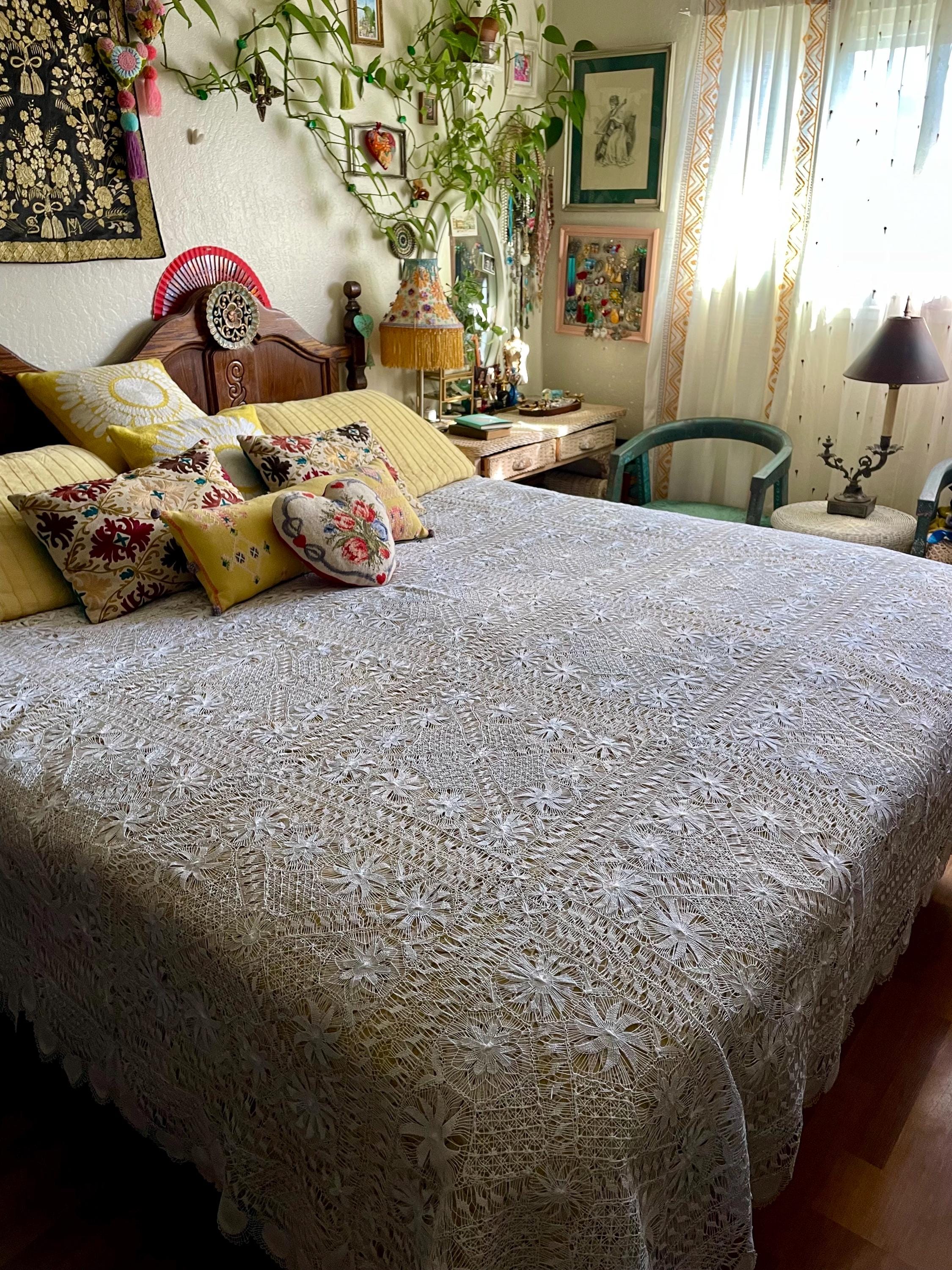 1910s French Tulle Lace Bed Cover Antique Lace Bed Cover - Etsy 1910s French Tulle Lace Bed Cover Antique Lace Bed Cover - Etsy