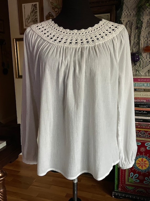 Boho white crochet top - image 1