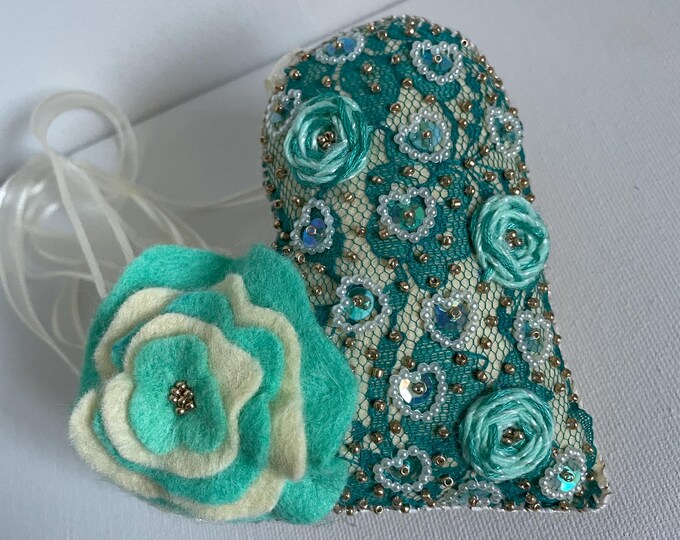 Felt Embroidered Heart - Etsy