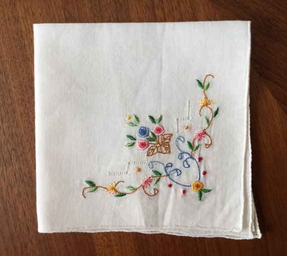 Vintage 1960s white cotton floral handkerchief - … - image 2