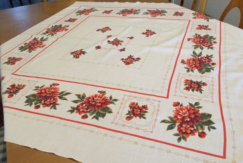 Vintage White Cotton Floral Rectangular Tablecloth Red Pink Etsy
