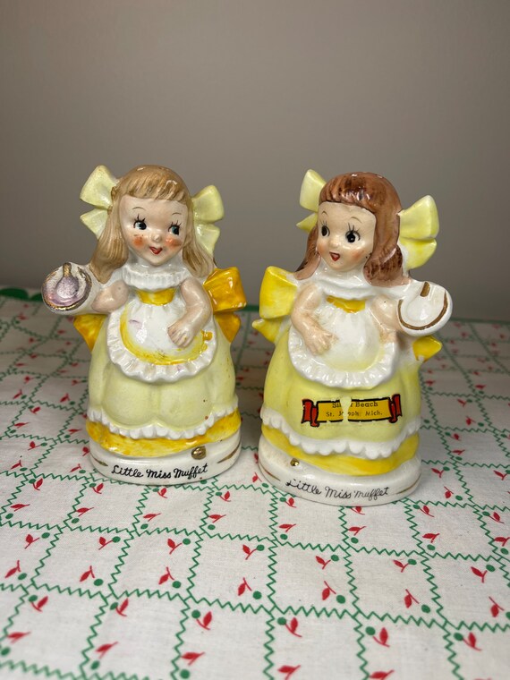 Vintage Relco japan little miss muffet salt and pepper shakers-kitschy-mid century-story book-nursery rhymes-fairy tale-novelty shakers-cute
