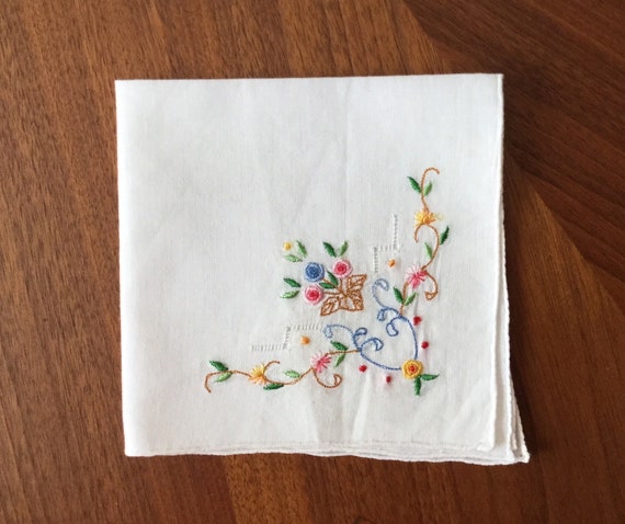 Vintage 1960s white cotton floral handkerchief - … - image 1