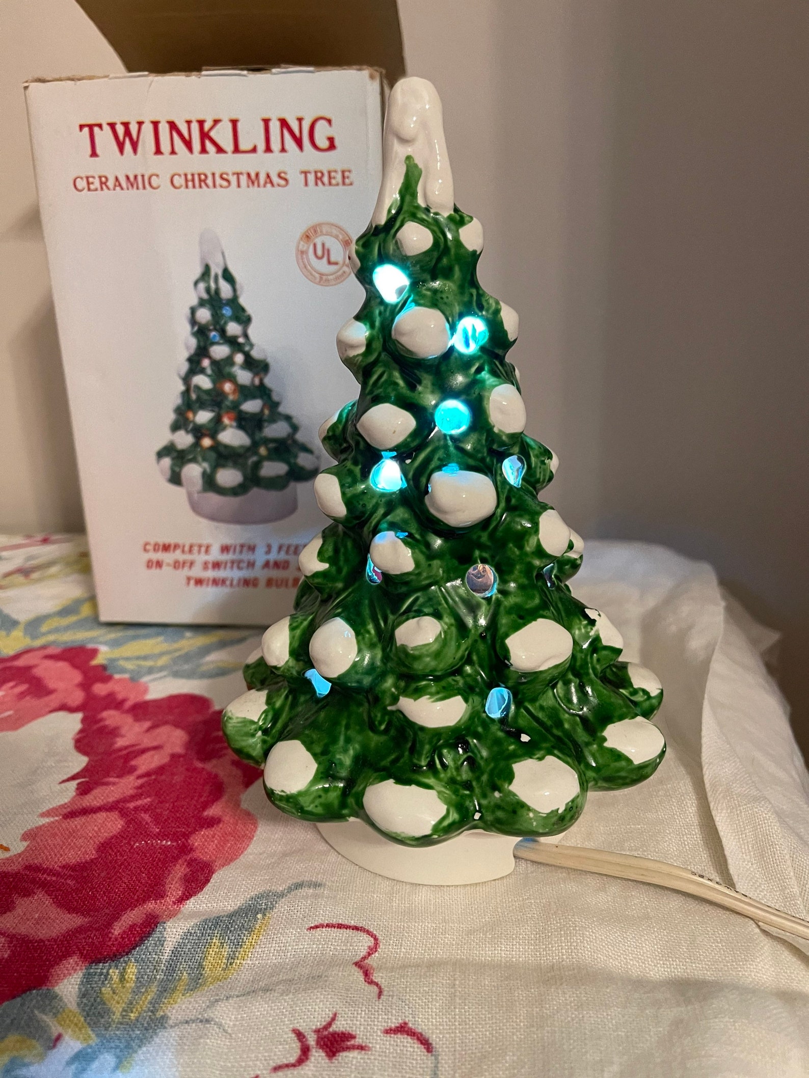 Vintage Twinkling Ceramic Christmas Treeplug Intri Etsy