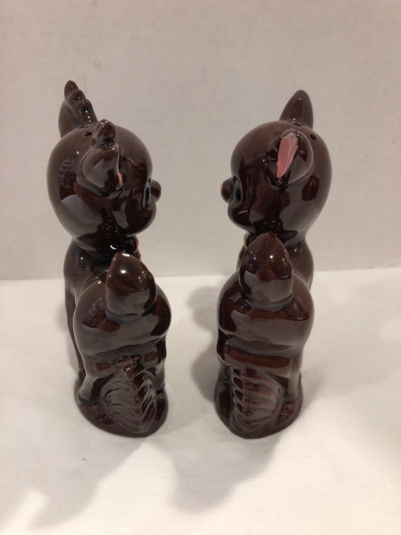 mid century deer shakers kawaii kitsch blue eyed deer japan redware shakers Vintage Kitschy deer salt and pepper shakers cute deer