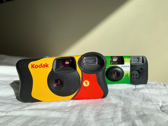 How to Make a Tazer from a Disposable Camera: 9 Steps