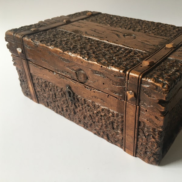 BLACK FOREST BOX - 19th century hand carved box fashioned like a trunk