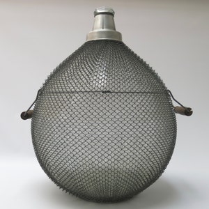 VINTAGE DAME-JEANNE - Large mesh clad glass demijohn bottle with wooden handles from France
