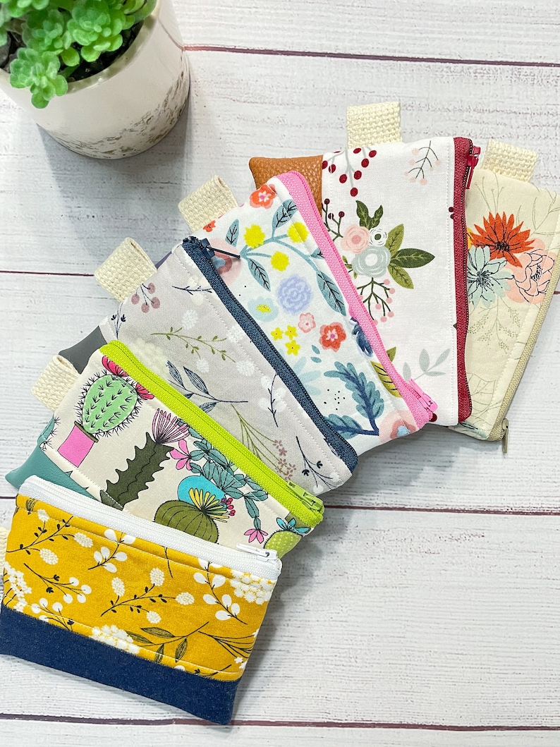 Small Keychain Zipper Pouch- Small Purse- Small Zipper Pouch- Bright, Colorful Pouch- Keyring Storage Pouch- Fabric Pouch- Keychain Wallet image 3