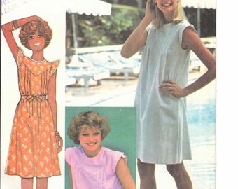 70s V Yoke Tucked Dress or Top  | 2 Piece Cap Sleeve, Rickrack Trim | McCalls 5593 Misses' Size 10  Bust 32.5 uncut