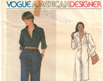 80s Calvin Klein Shirtdress | Slim, Semi-fitted, Pointed Collar, Yokes, Pockets | Vogue American Designer 2441 Size 6 Bust 30.5"