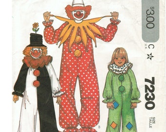 McCall/'s 6142 Unisex Child and Adult Clown Costumes Sewing Pattern