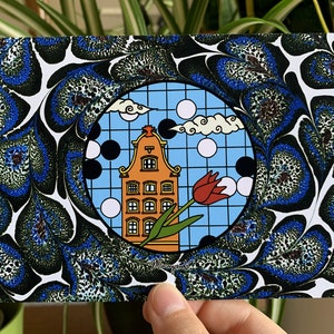 Postal - Amsterdam Go - Baduk, Weiqi, juego de Go - Casa de canal holandesa y tulipán con fondo jaspeado