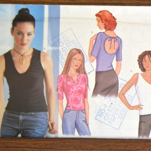 2001 Butterick Sewing Pattern 3028 Top Size 12-14-16