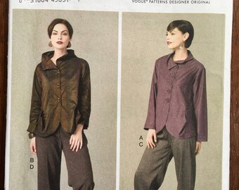 Sewing Pattern Vogue Misses' Jacket and Pants Pattern V9035 Size 6 8 10 12 14 Interesting details on jacket and cuffs