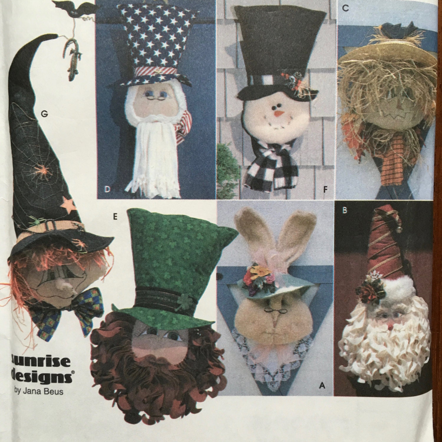 【お年玉セール特価】 UNCUT FF Decorations Door Holiday 8935 Crafts Simplicity 裁縫材料