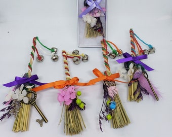 Small Magnet Witch Broom, Dried Flower Décor, Broomcorn Besom, Witch Broom for the Fridge