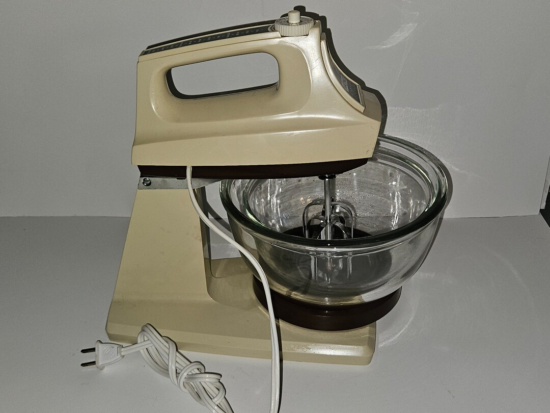 Kitchen Electric Whipper Mixer Glass Mix Bowl Vintage Kwikway St