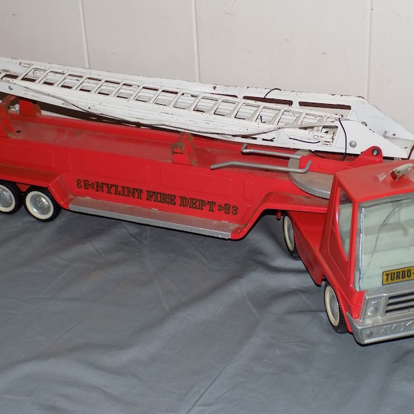 Vintage Nylint Pressed Steel Fire Truck Turbo-Power Ladder Firetruck Parts Repair