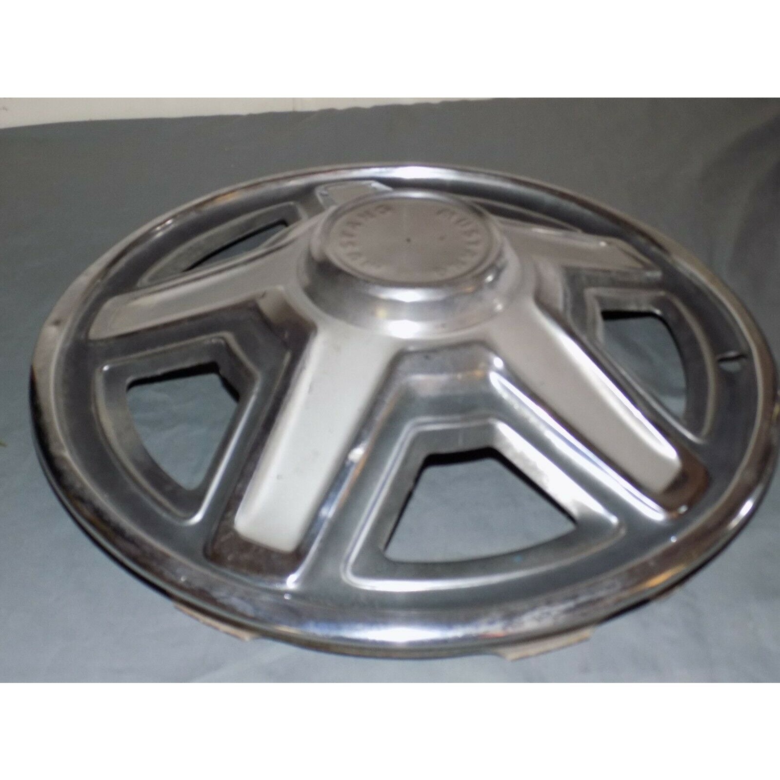 Vintage Ford Mustang Hubcap 14 Inch Pair Etsy