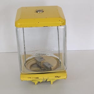 Vintage Northwestern Glass Gumball Top Parts Repair Yellow