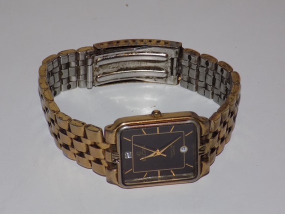Vintage Elgin Men s Wristwatch Black Face Diamond Quartz Etsy