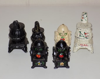 Vintage Cast Iron Salt and Pepper Shakers Pot Belly Stove Coffee Mill