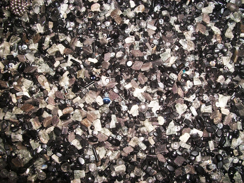 Quartz 14 LB Black Grey Glass /& Stone Bead Soup Moonstone Hematite Jewelry Making Craft Supplies 115g Bulk Beads by the Pound