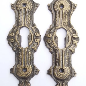 2 x Antique ,Brass, Keyhole cover,French Escutcheons, Hardware,Doors and locks, Ornate Keyhole,skeleton keys, 3 1/4 E20 画像 1