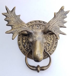 Large unique antique vintage style brass Moose Head Door Knocker approx overall: 7"wide x 8-1/2"tall  #D5