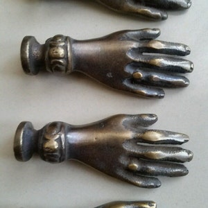 2 x Brass ANTIQUE Vtg. style figural LADIE'S dainty HANDS Cabinet Drawer Knob Pull Handle 2 K12 image 2