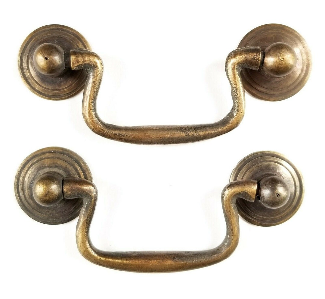 3-1/2 Swan Neck Bail Pull Antique Brass