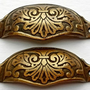 2 x antique style solid brass ornate cabinet apothecary drawer bin pull cup handles 4-1/8"wide (3-1/2" centers) #A1