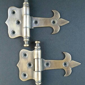 Door Hardware #Z28 2 Fancy Solid Brass Rattail Hinges Old Furniture Tool Box