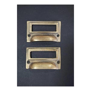 2 tiradores de latón macizo estilo antiguo para archivador, portaetiquetas, 7 cm de ancho #F1