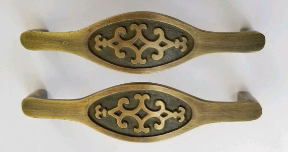 2 Vtg Retro style Brass Cabinet Cupboard Kitchen Handles Pulls 3-1//2/"ctr #P22