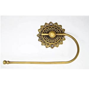 Sehr schöne Vintage-Stil Messing Tissue Rolle Papierhalter Badezimmer Toilette Geschenk WC Rolle Aufhänger Blumendesign.unlackiert. #T1