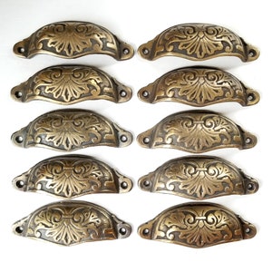 12 x Ornate Apothecary Cabinet Drawer Cup Pull Handles Victorian Style 3-1/2 centers (4-1/8" wide) #A1