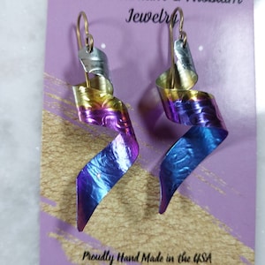 NIOBIUM & TITANIUM Dangle Earrings ~ Spiral Twist ~ Hypoallergenic ~ Anodized ~ Sensitive ~ Coils ~ Handmade ~ Lightweight ~ NEW
