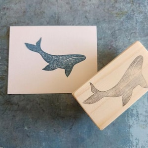 Tampon baleine pour journal sur la nature, tampon en caoutchouc baleine à fanons, imprimé animal océanique, vie de baleine à bosse, cadeau pour fils, heure de mer d'été, montessori
