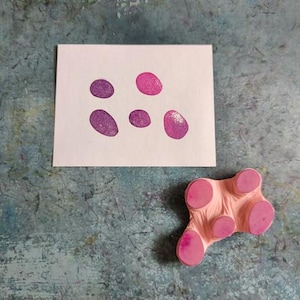 Timbro con motivo circolare per timbratura su carta, timbro con ruote per tessuto, piastrella con texture per vetro, legno e tela, fornitura di supporti misti,